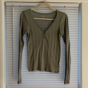 American Eagle Outfitters Sage V-Neck Long Sleeve Top